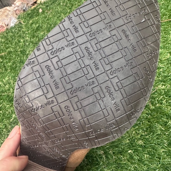 Dolce Vita  Suede Mules - Picture 6 of 8